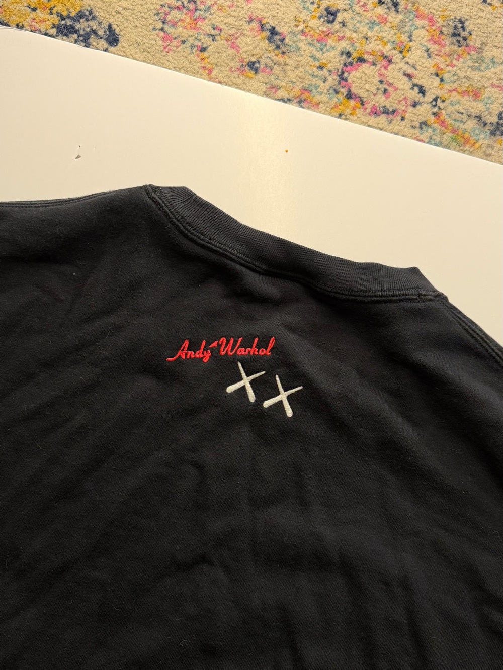 UNIQLO & KAWS & WARHOL UT Men’s Black Graphic Sweatshirt with Red Artwork - Picture 3 of 4